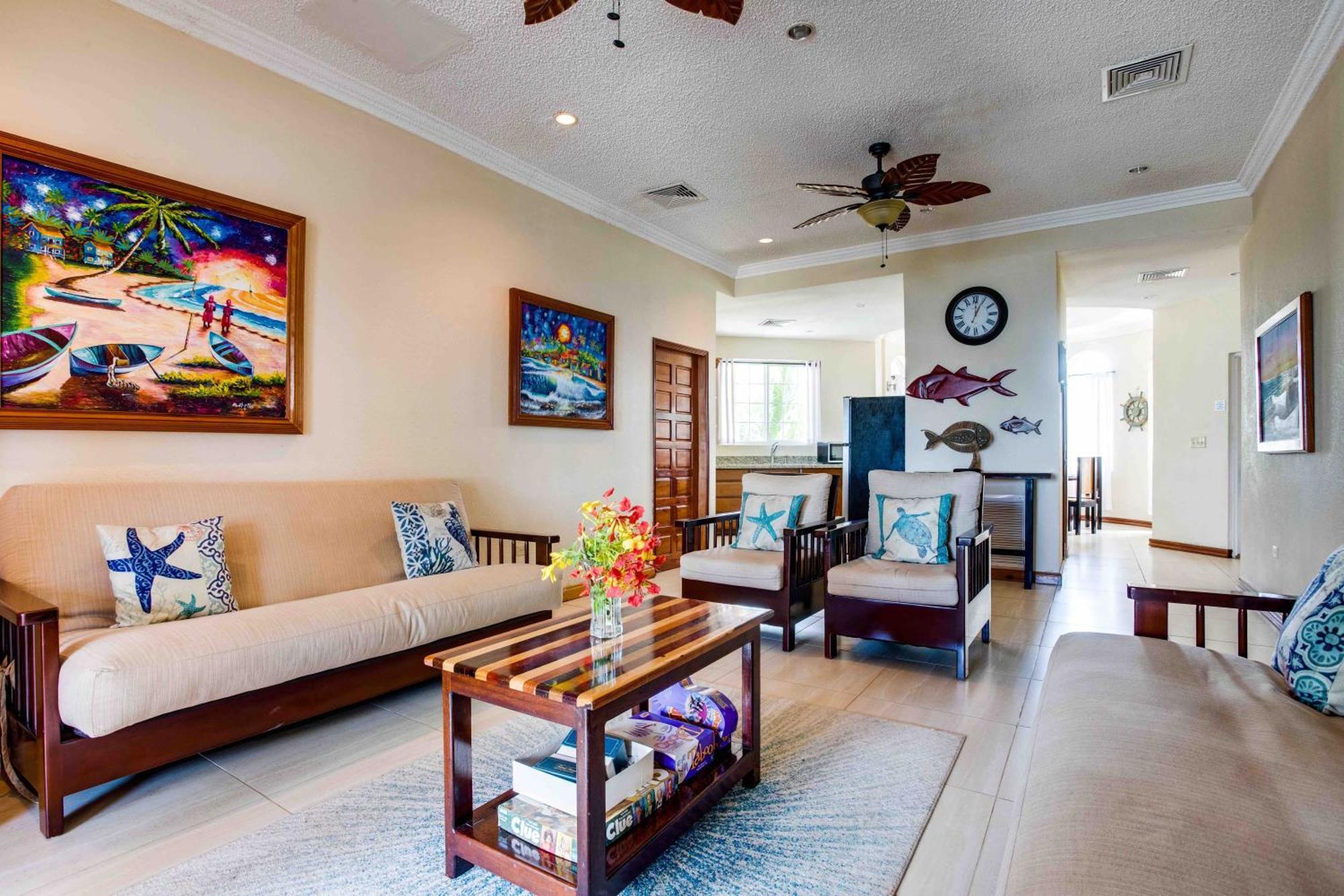Blue Parrot Beach House And Villas Hopkins Bagian luar foto